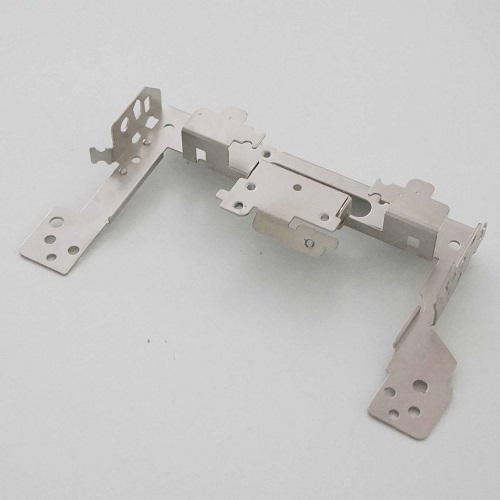 結(jié)合板五金沖壓件斜視圖片 結(jié)合板五金沖壓件斜視圖片