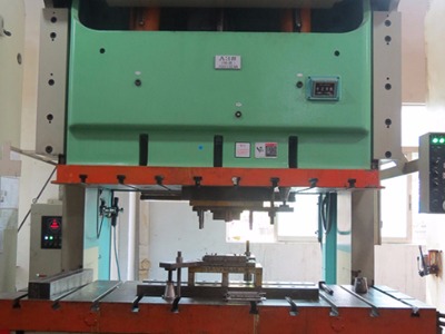 五金沖壓有何優(yōu)勢？