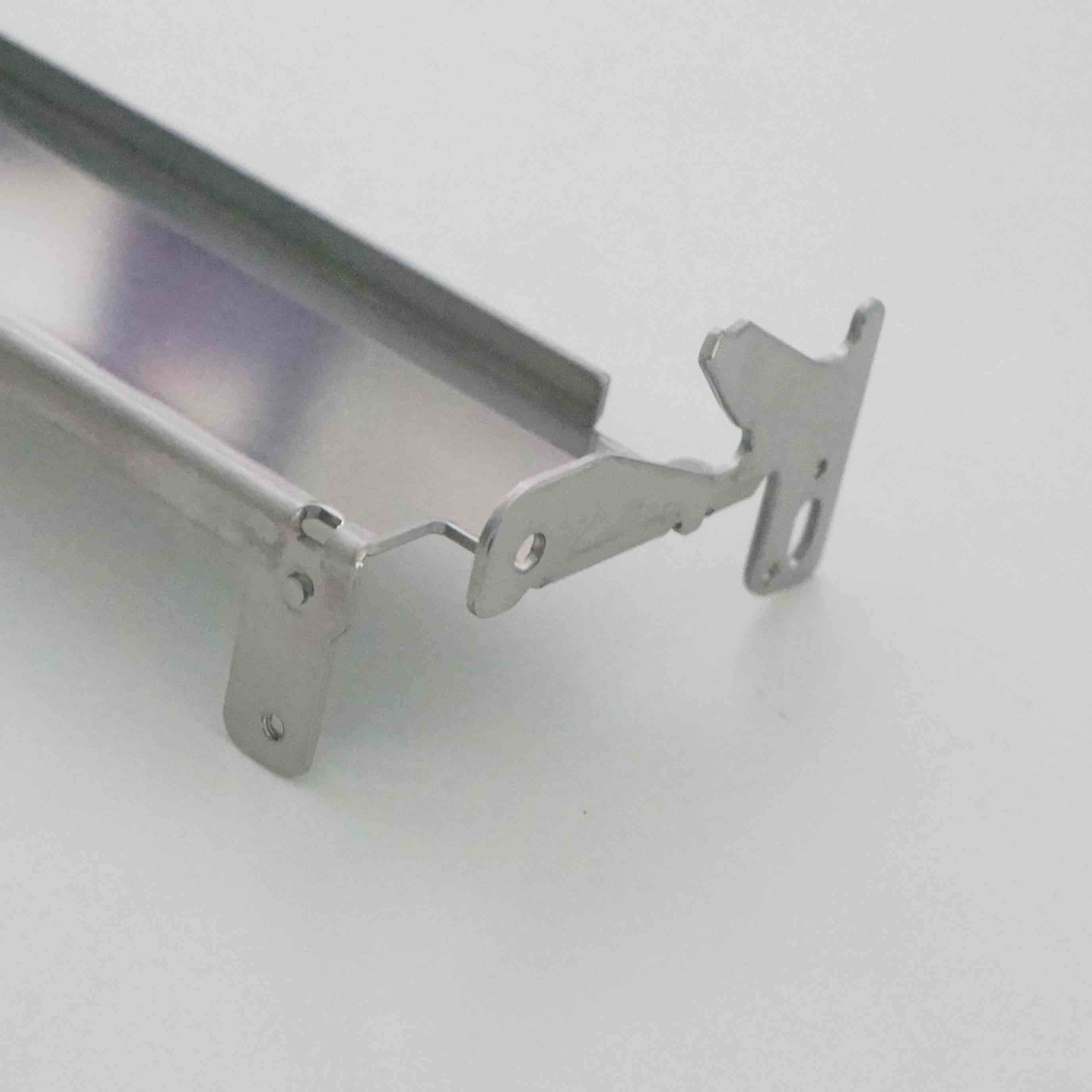 不銹鋼五金沖壓件尾部細(xì)節(jié) 不銹鋼五金沖壓件尾部細(xì)節(jié)