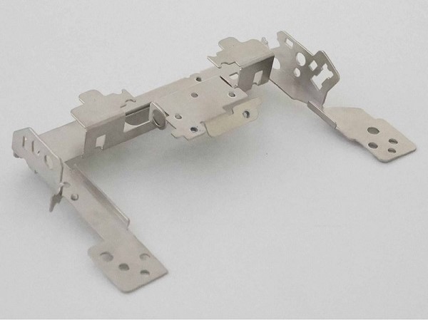 精密沖壓件 精密沖壓件