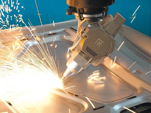 深圳生產(chǎn)汽車鈑金加工件的廠家，原來在這