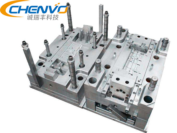 五金模具與塑膠模具區(qū)別 五金模具與塑膠模具區(qū)別