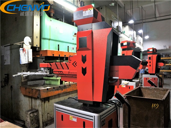 五金沖壓件加工廠-沖壓車間圖片 五金沖壓件加工廠-沖壓車間圖片